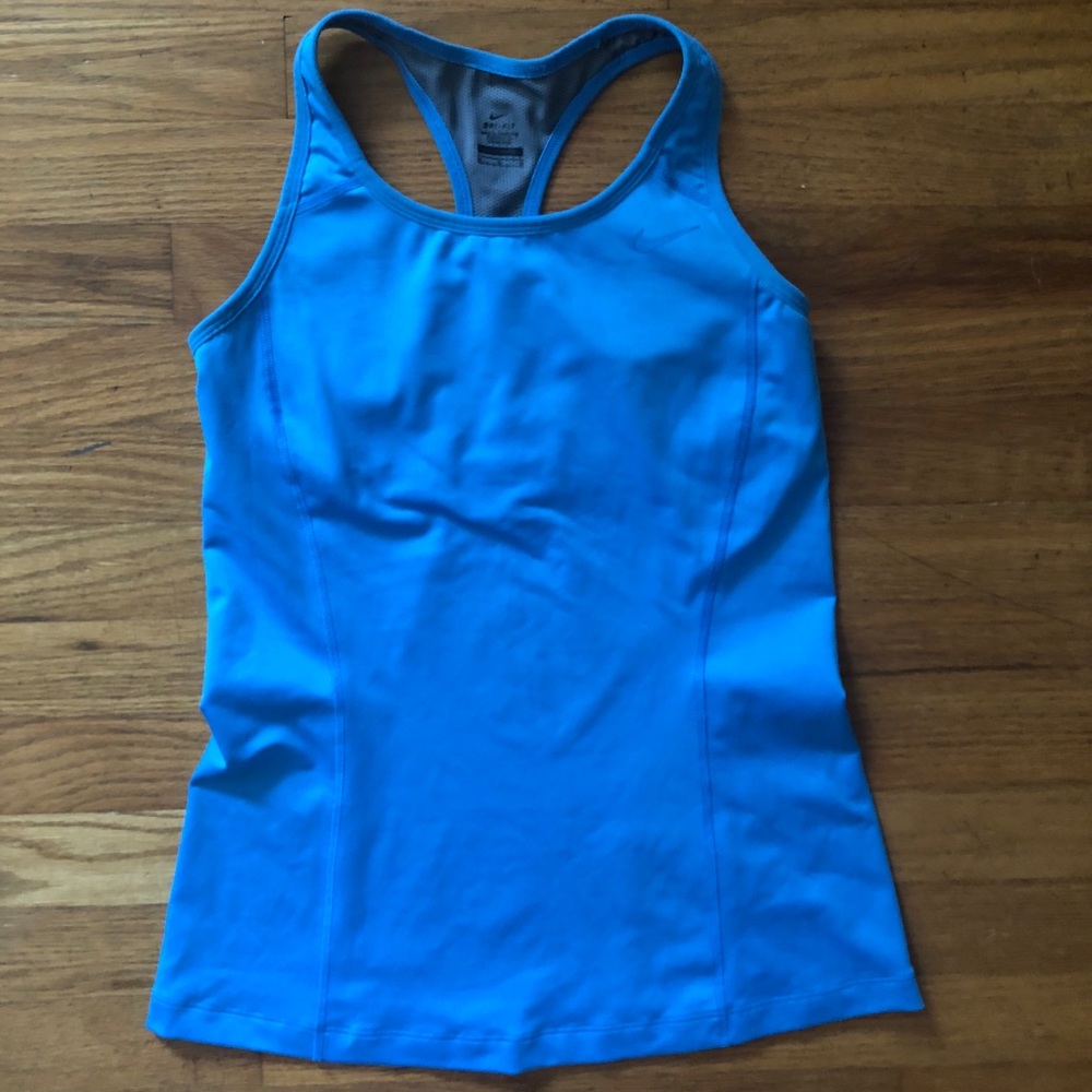 Nike Dri-FIT Razorback tank M